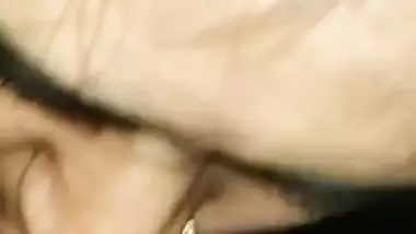 Sweet XXX blowjob is what Desi wife pleases husband with in MMS clip